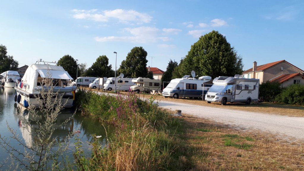 Buzz happily parked up at Dieue Sur Meuse riverside aire