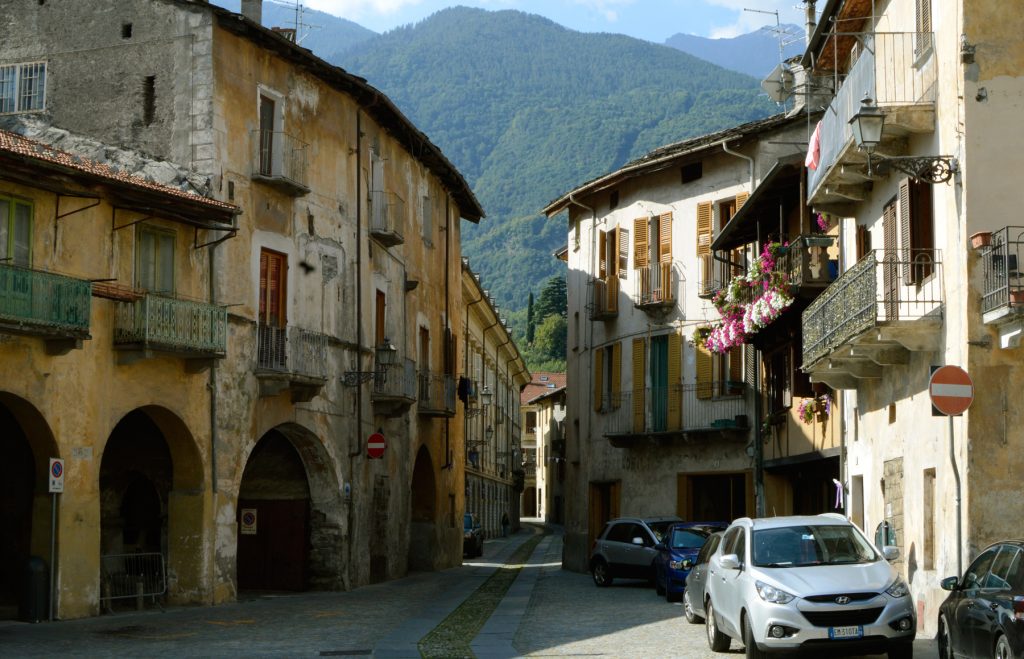 Susa medieval street Through Savoy Gate