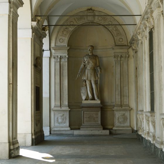 Turin Statue at Cite Centre