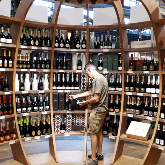 Huge selection of Prosecco and wines at Eataly World