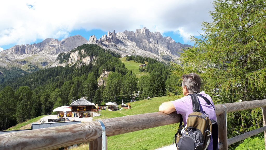 Awe-inspiring views across the Vigo di Fassa/​Pera di Fassa area