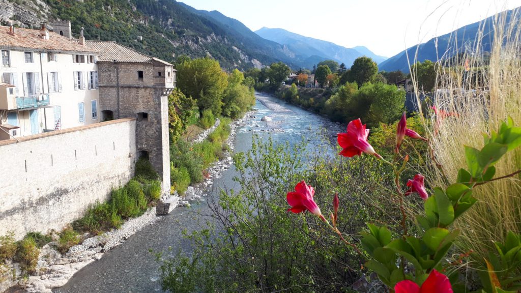 Flowers on the Entreveaux bridge