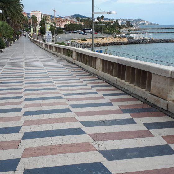 San Remo Promenade along beach