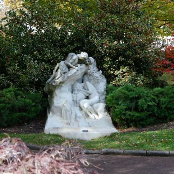 Clermont Ferrand - sculpture - Byblis pleure