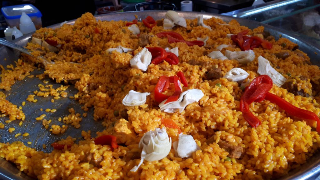 Huge pan of paella in Victoria Market, Cordoba