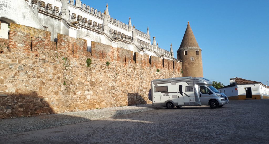 Buzz Laika Kreos Motorhome in Viana do Alentejo