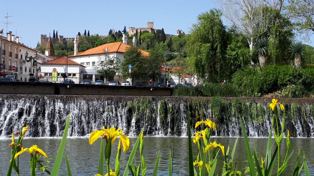 Attractive waterside setting of Tomar and the Nabao River