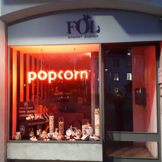 A whole shop selling nothing but popcorn
