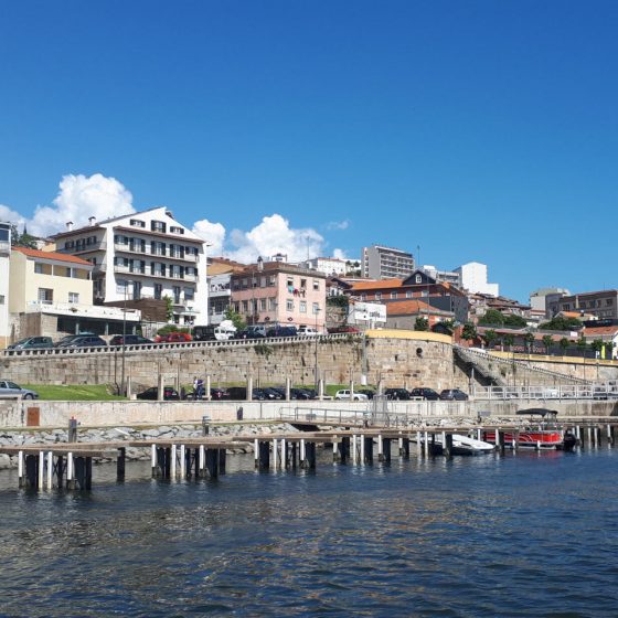 Peso do Regua from the river boat dock