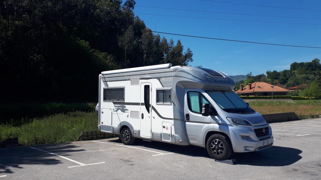 Buzz Laika in the motorhome aire at Lierganes