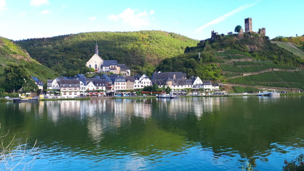 Beautiful Beilstein and its idyllic Mosel riverside setting