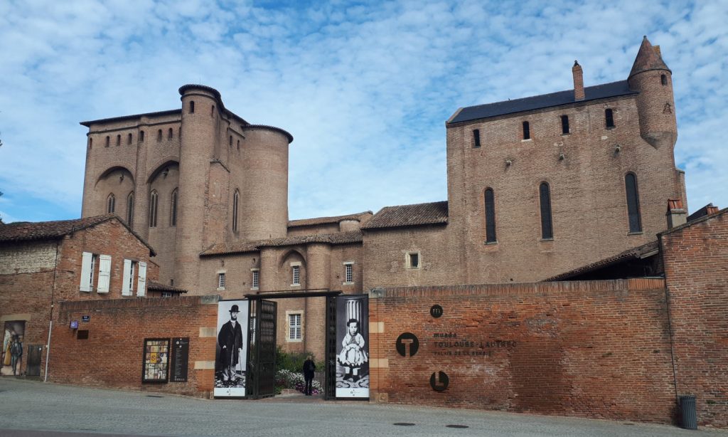 Entrance to the Musuem of Toulouse Lautrec