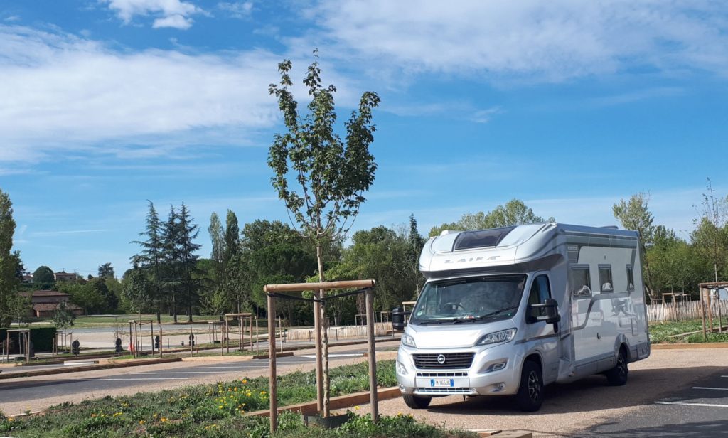 Buzz in one of Albi's two motorhome aires - we couldn't get to the other one over a 2.5 ton maximum bridge