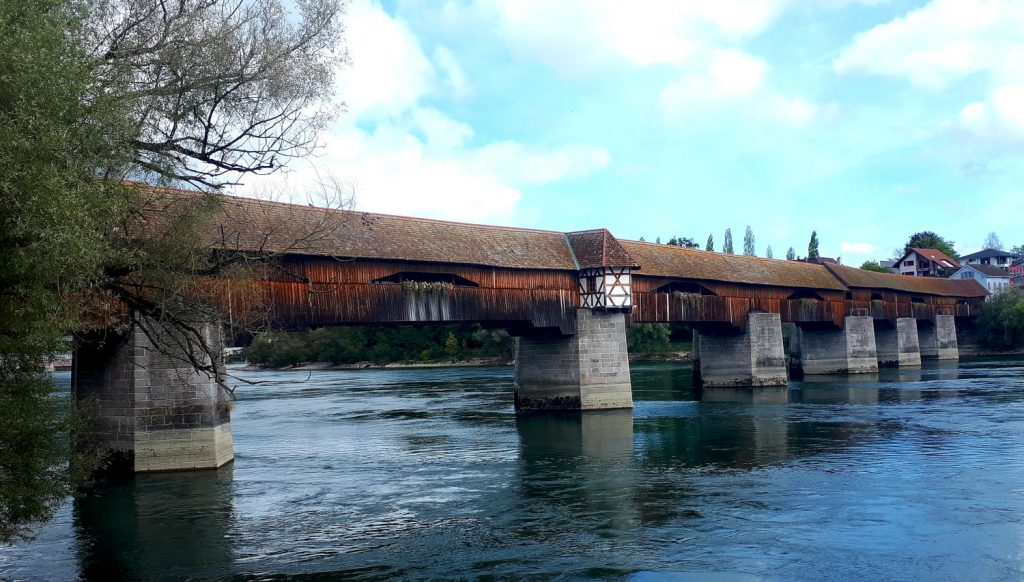 From Bad Säckingen in Germany to the village of Stein in Switzerland