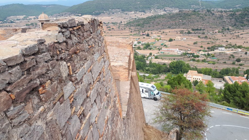 The perfect motorhome sized lay by for Buzz on the road to Cardona Castle