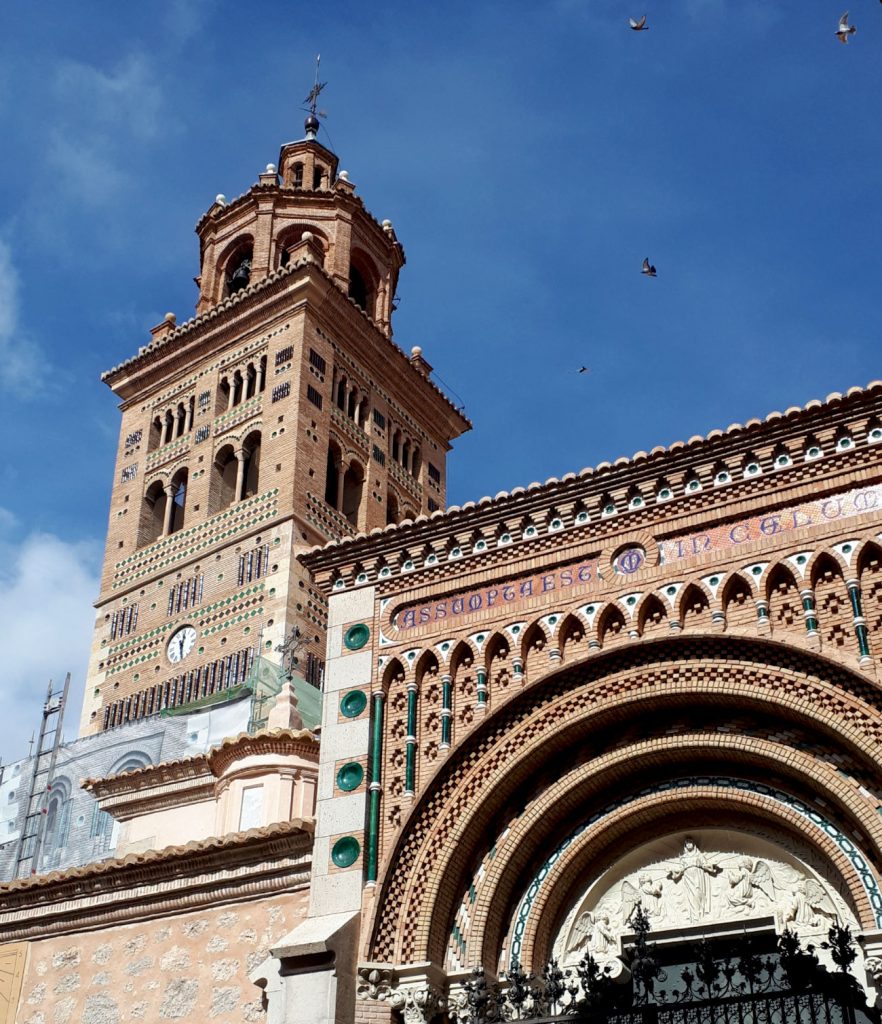 Cathedral de Santa María de Mediavilla 