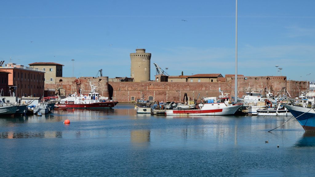 Livorno Cover Fortezza & harbour