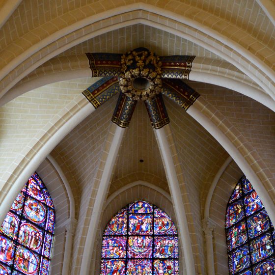 Chartres ceiling rose Renovated