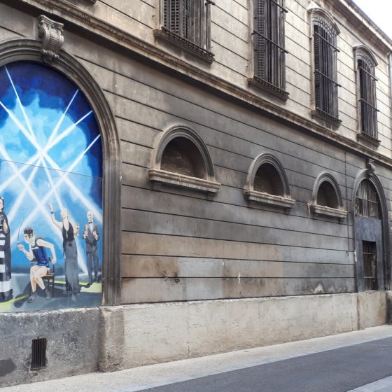 One of many Trompe L'oeil in the streets of Avignon