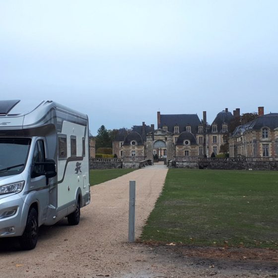 Buzz Laika the motorhome at the Chateau-de-la-Ferte St Aubin