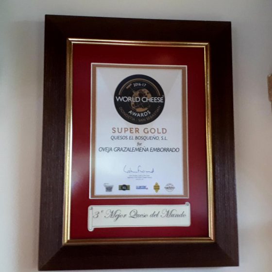 El Bosqueno world super gold award winning goat's cheese