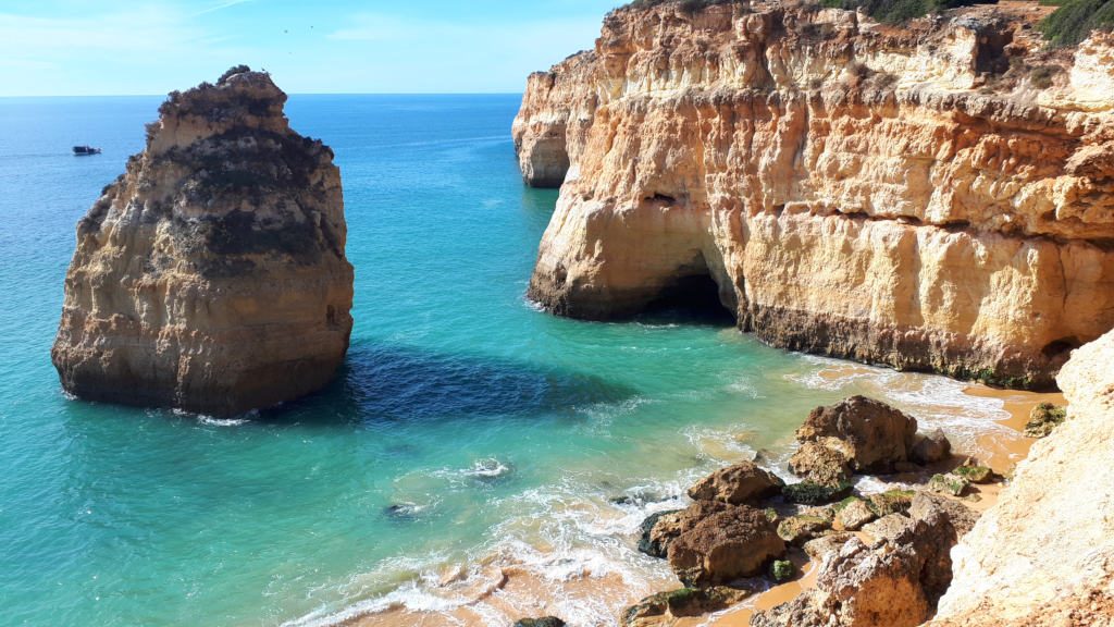 Caneiros Beach