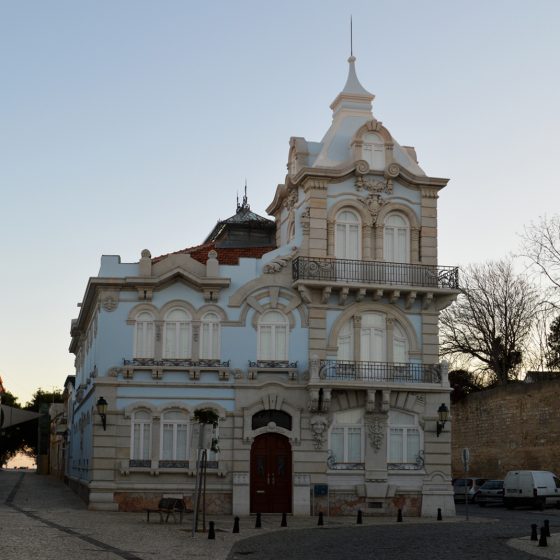 Algarve Faro - An interesting house design