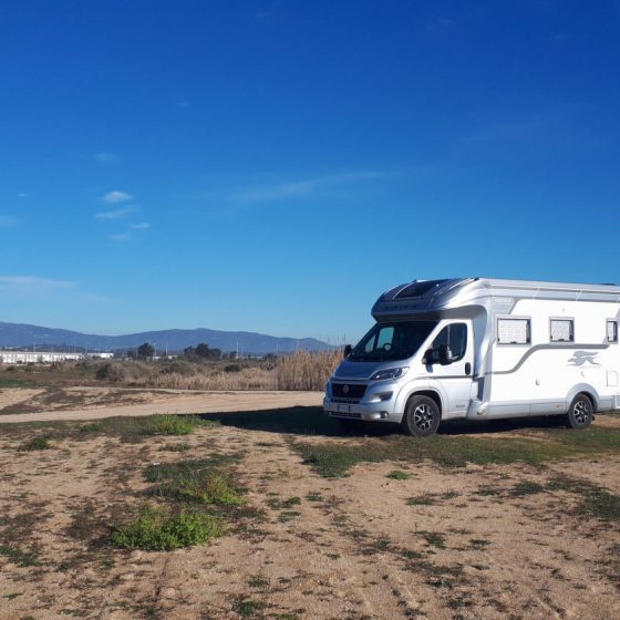 Buzz going wild at Ferragudo. Laika Keos 3008 Motorhome