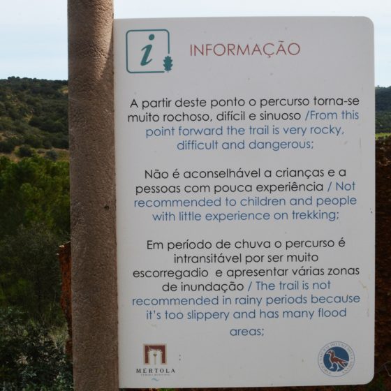 Pulo do Lobo - warning sign