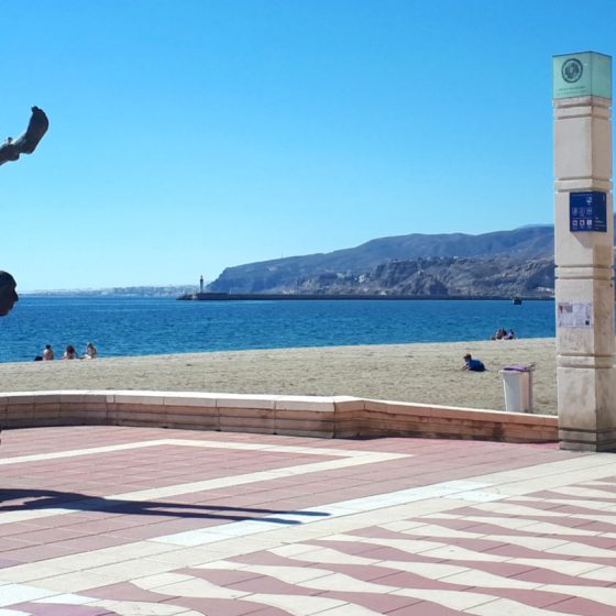 Almeria - handstand Sculpture