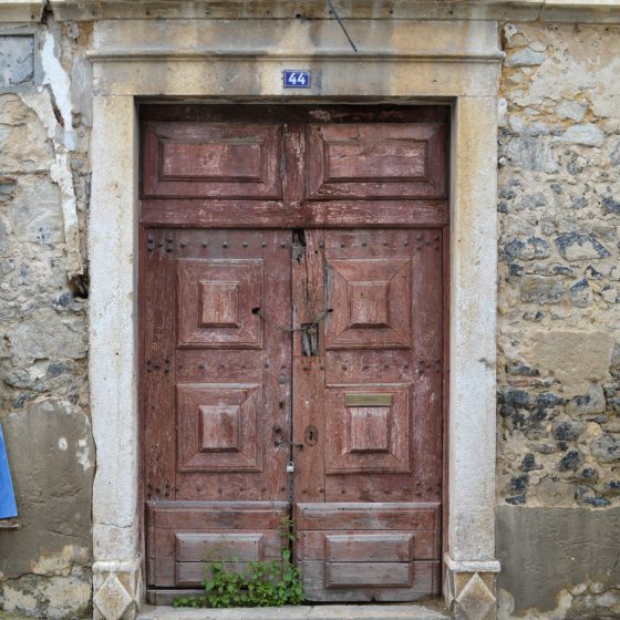 Leiria - Ancient old door