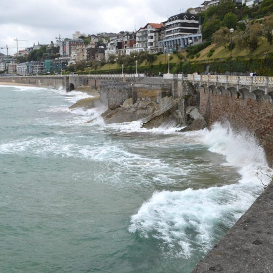 San Sebastian - La Concha beach tide in