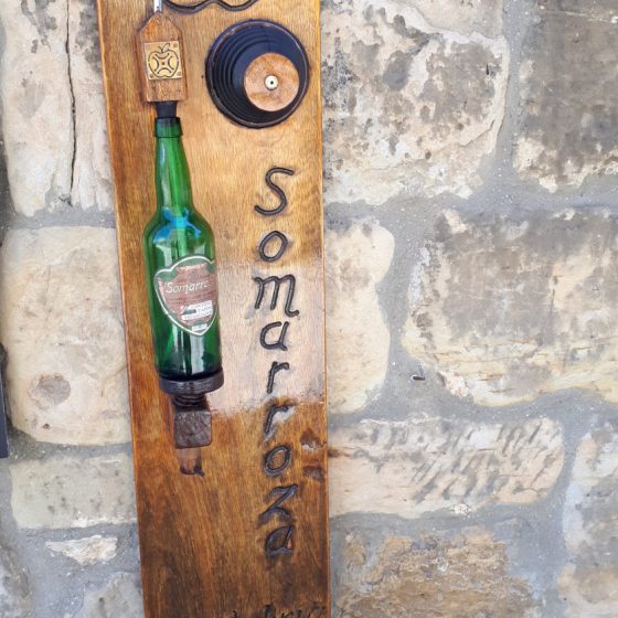 A device to help pour cider correctly, right into the side of the glass