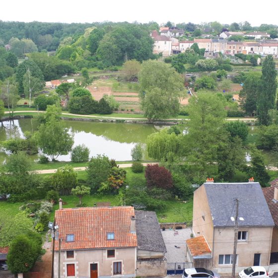 Lakeside and rooftop views over Chauvigny