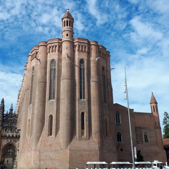 Front view of Albi cathedral