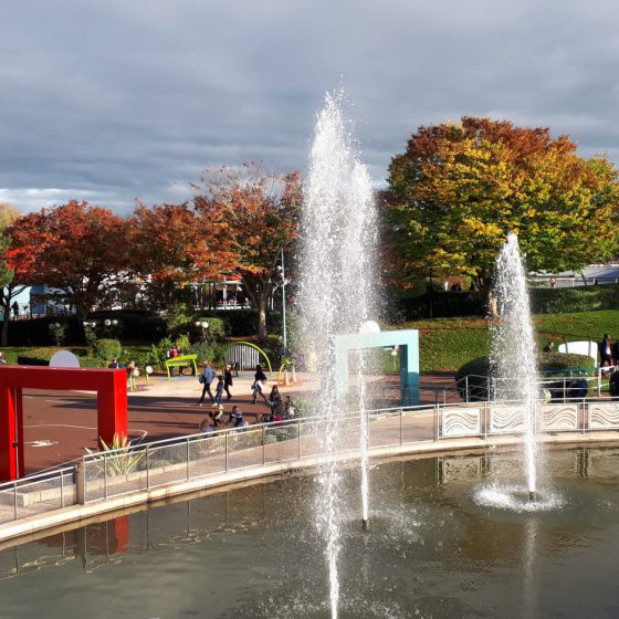Fountains, walkways and autumn colours