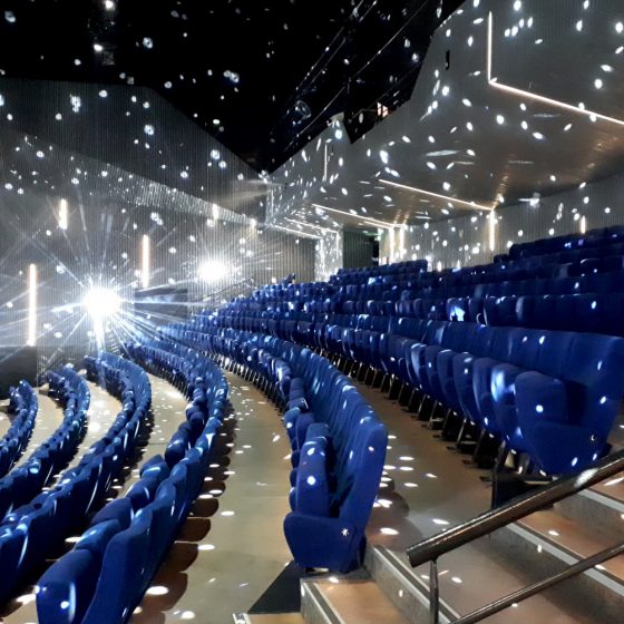Indoor show theatre for Illusio